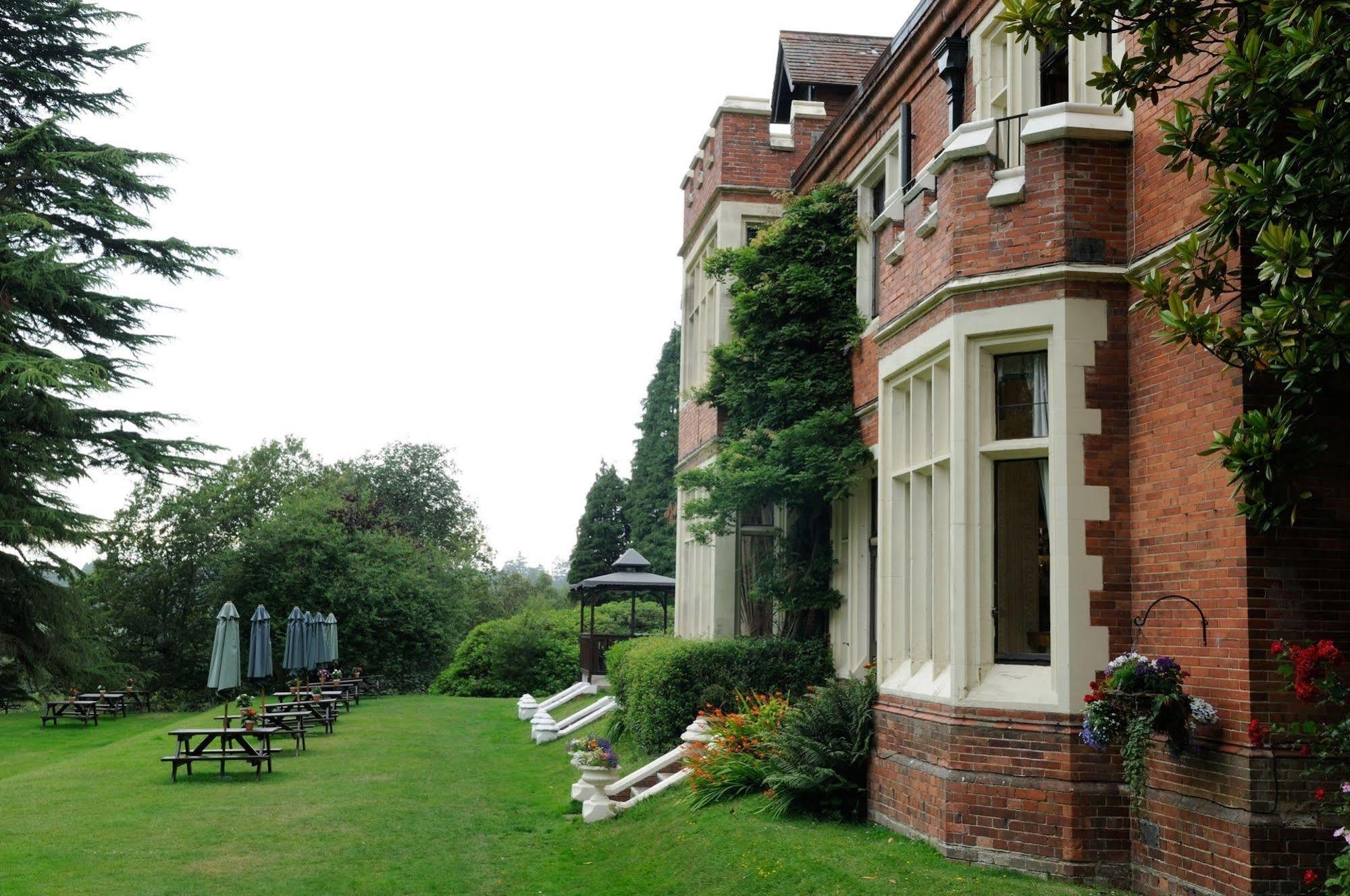 Готель Highley Manor Balcombe Екстер'єр фото