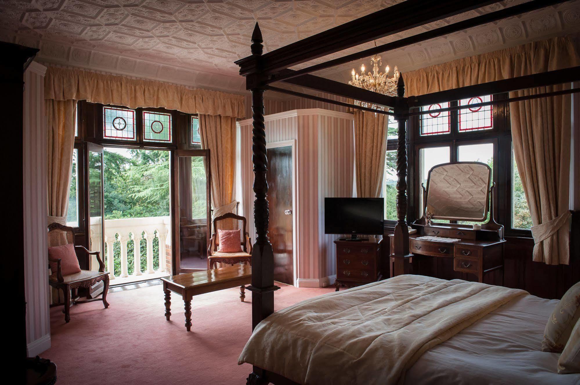 Готель Highley Manor Balcombe Екстер'єр фото