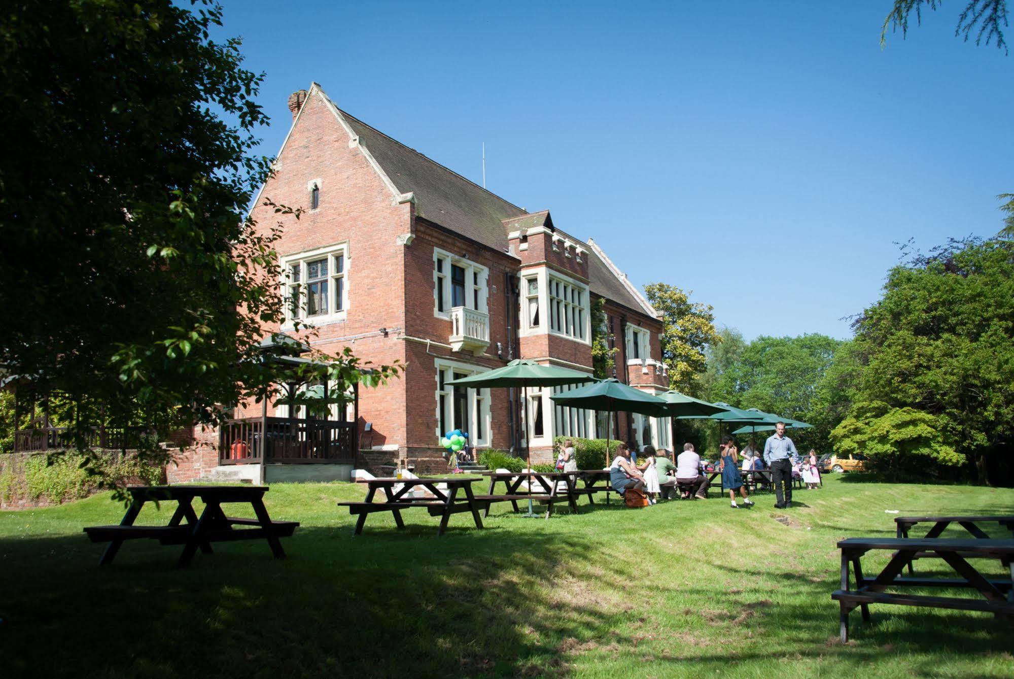 Готель Highley Manor Balcombe Екстер'єр фото
